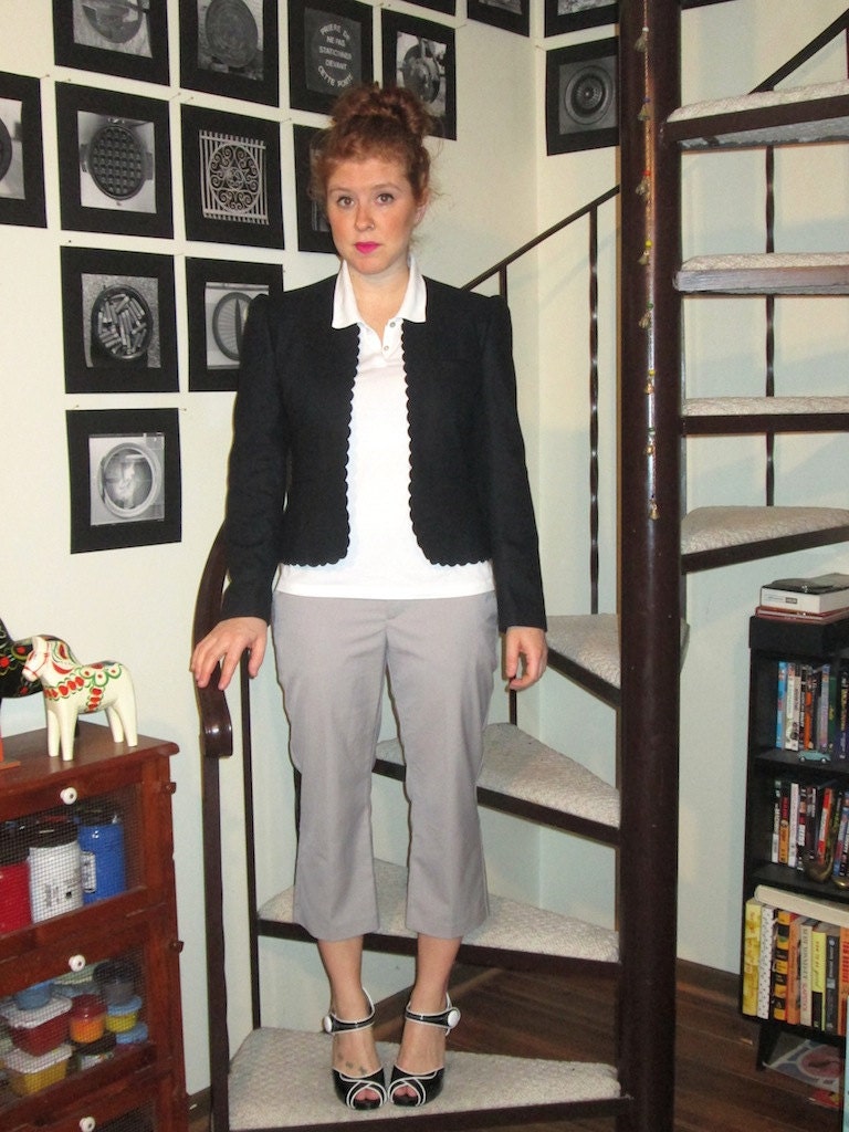 Vintage black scalloped edge blazer - small/medium