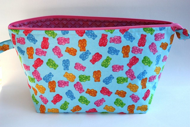 Gummis Sweater Wedge Bag
