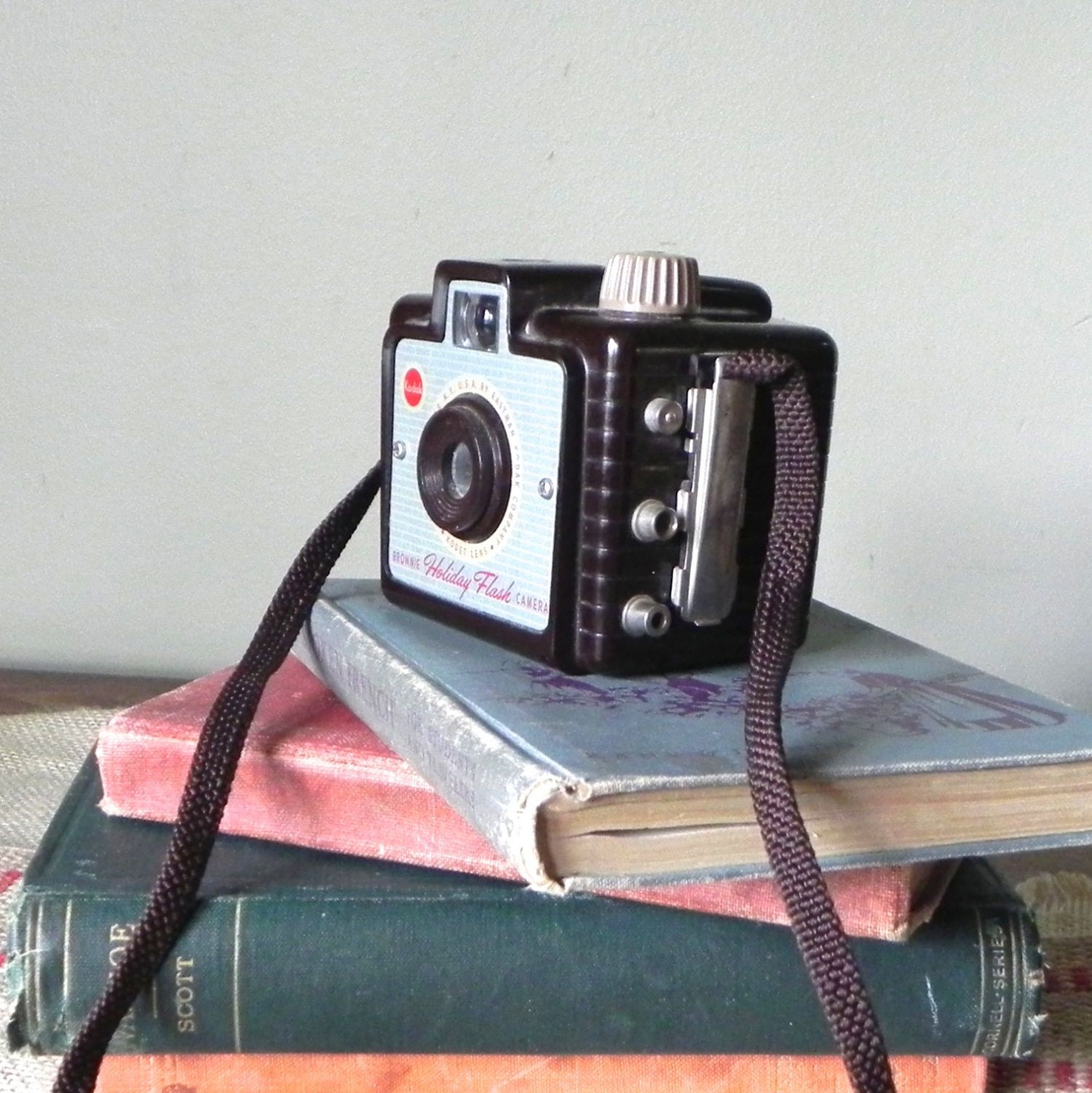 Vintage antique brownie holiday camera  with strap  bakelite case