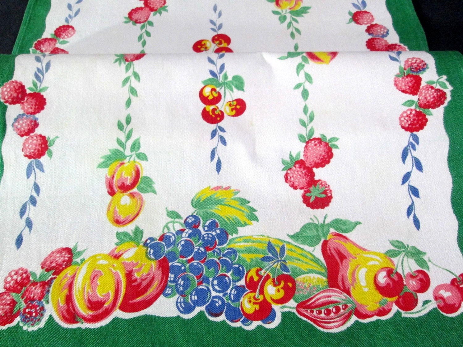 Vintage Kitchen Tea Towel w Fruit