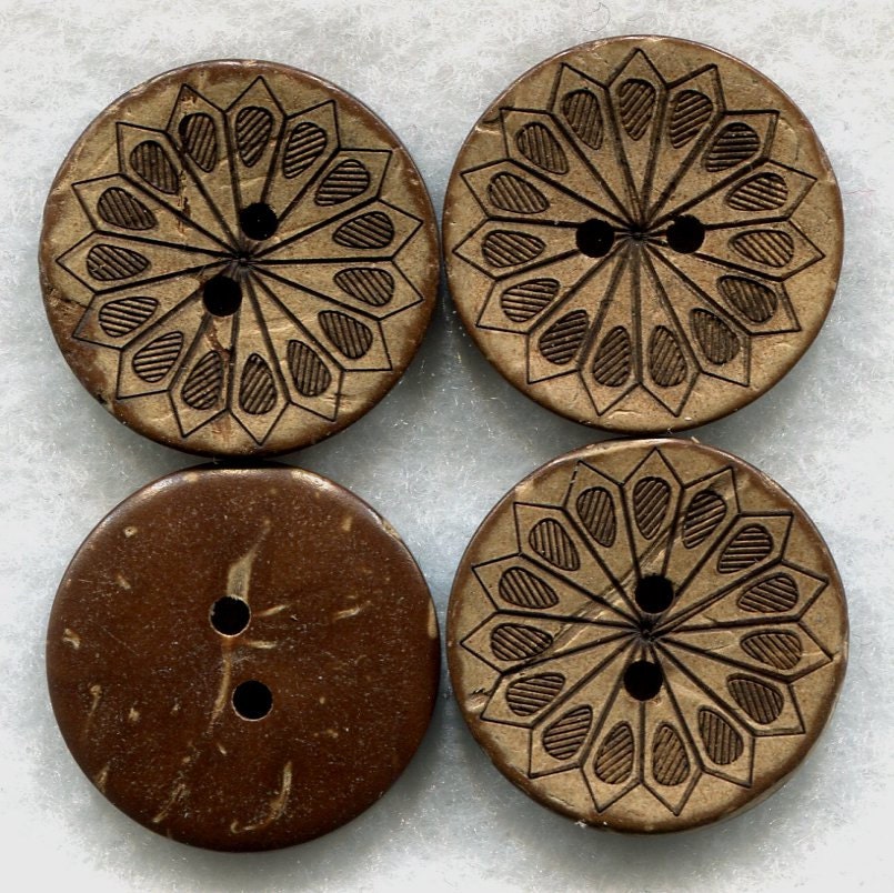 Coconut Wood Buttons Decorated Wooden Buttons 23mm (1 inch) Set of 4 /BT86