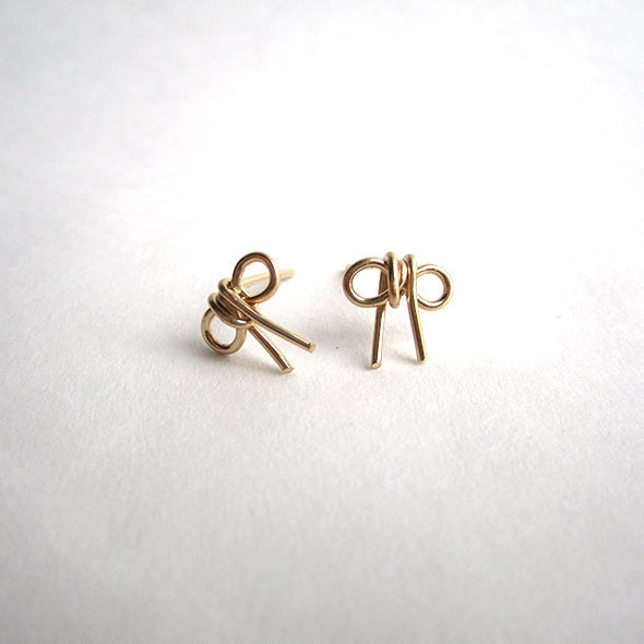 bow post earrings