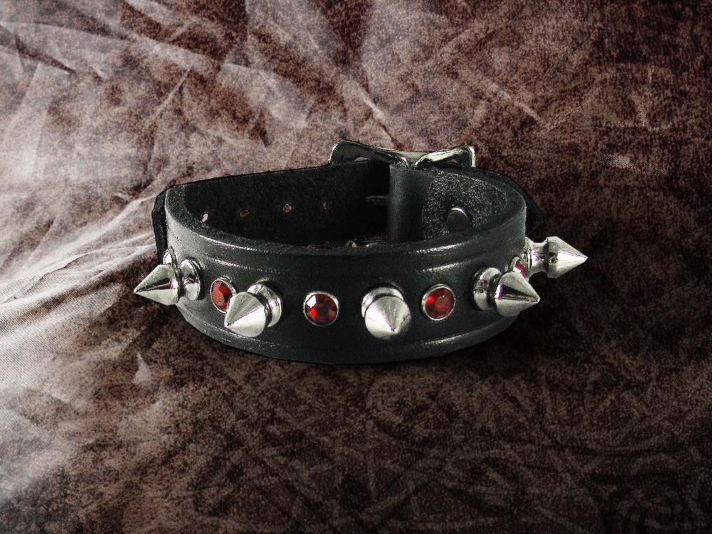 Leather Cuff - Blood
