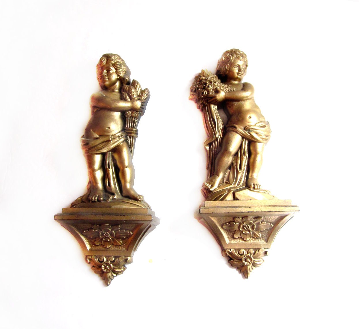 Vintage Plastic Syroco Cherubs / Wall Art