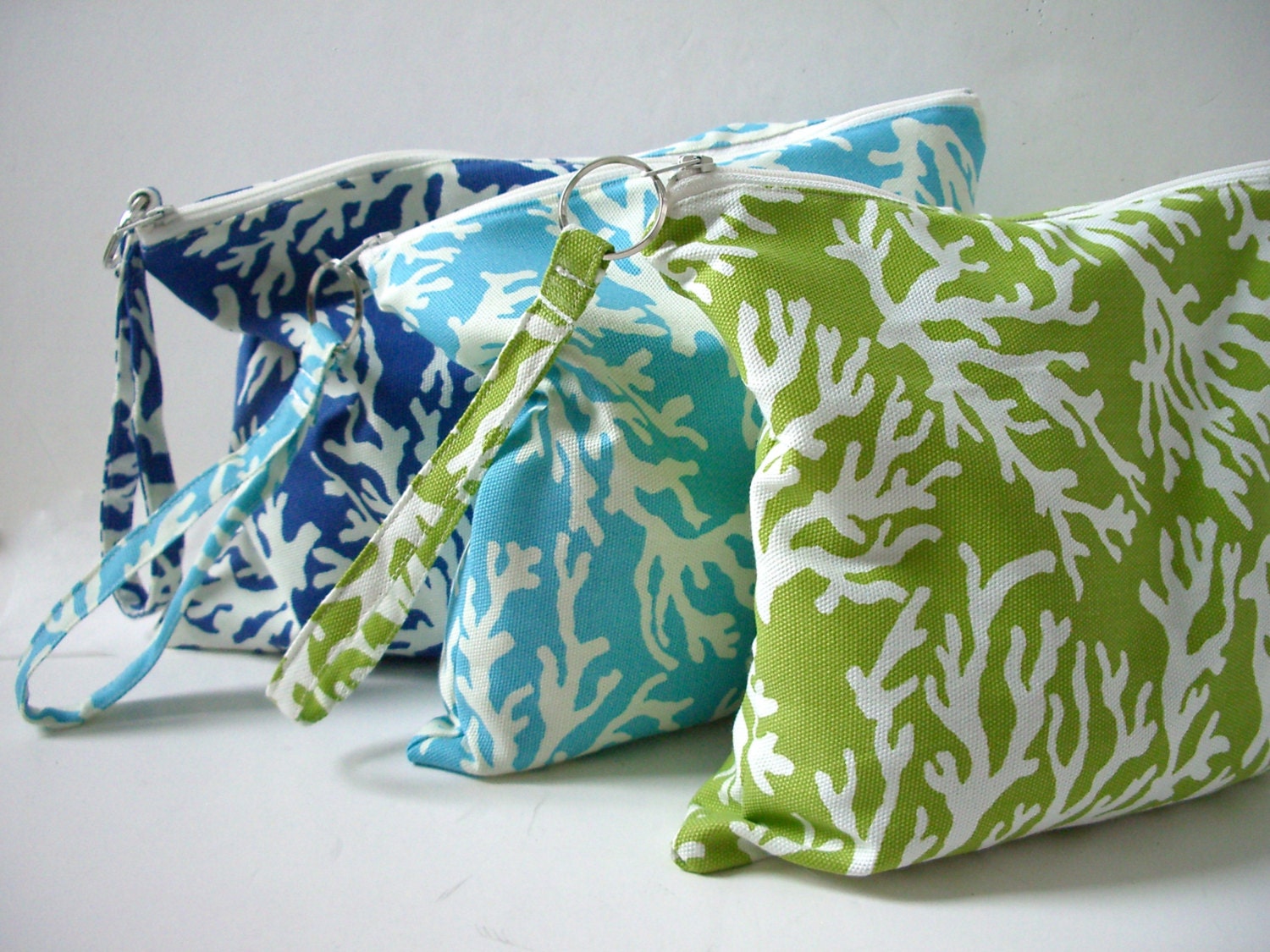 SALE 25% Off, Dry Bag, Water resistant bag,Travel Bag, Zippered Pouch, Nylon Bag, Summer Bag, Coral