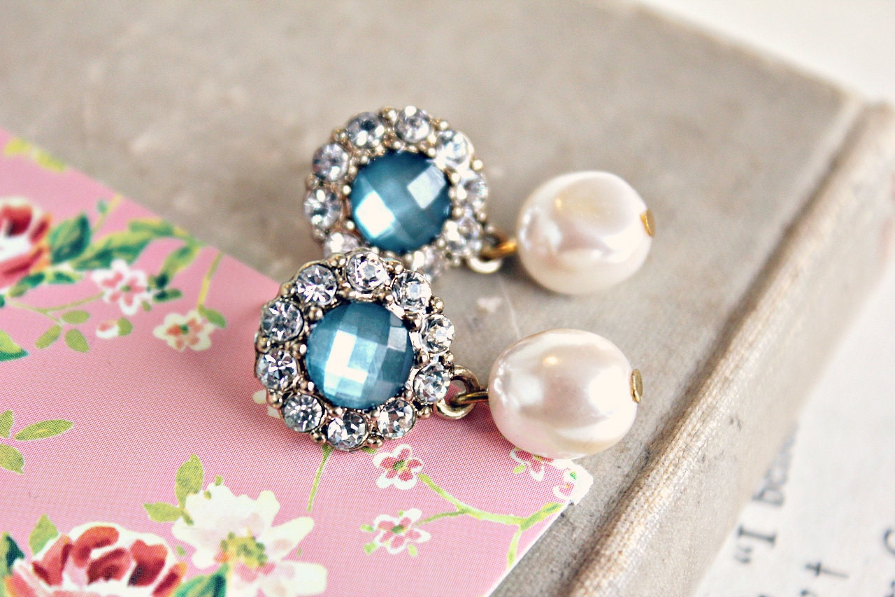 Something blue. vintage style earrings.