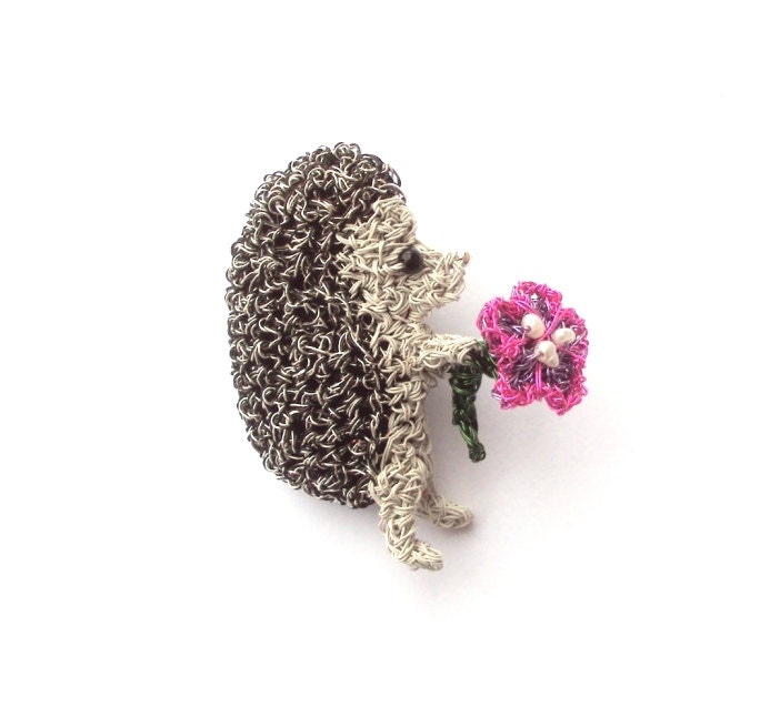 Hedgehog holding a flower brooch, hedgehog jewelry, animal brooch