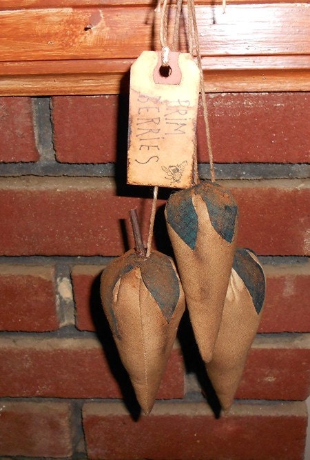 Old early Grubby extreme Primitive Berry Hanger,Original,collectible,Summer decor,OFG TEAM