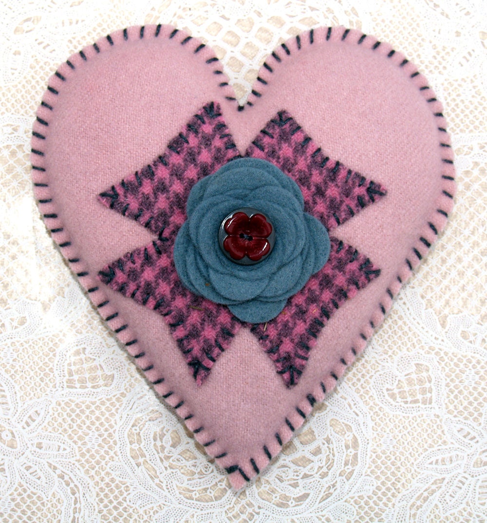 Sachet Heart - Hand Dyed Butter Soft 100% Felted Wool Lavender Filled Sachet (SF210)