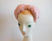 1950s hat / Pink Confection Vintage 50's Hat Jeweled feather So Audrey