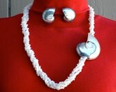Sea Shell and Mother of Pearl Vintage Necklace and Earrings