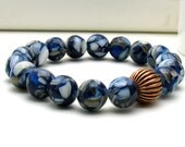Blue White Shell Beaded Bracelet with Copper / Modern Blue Stretch Bracelet / Shell / Beach / Seaside / Americana / Nautical