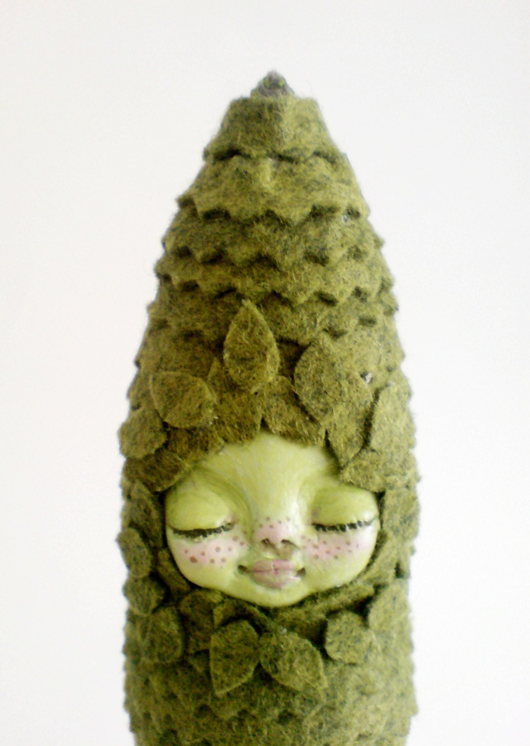 Sleeping Tree Figurine, Collectable Figurine, Tree Art Object, Nature Table Decoration