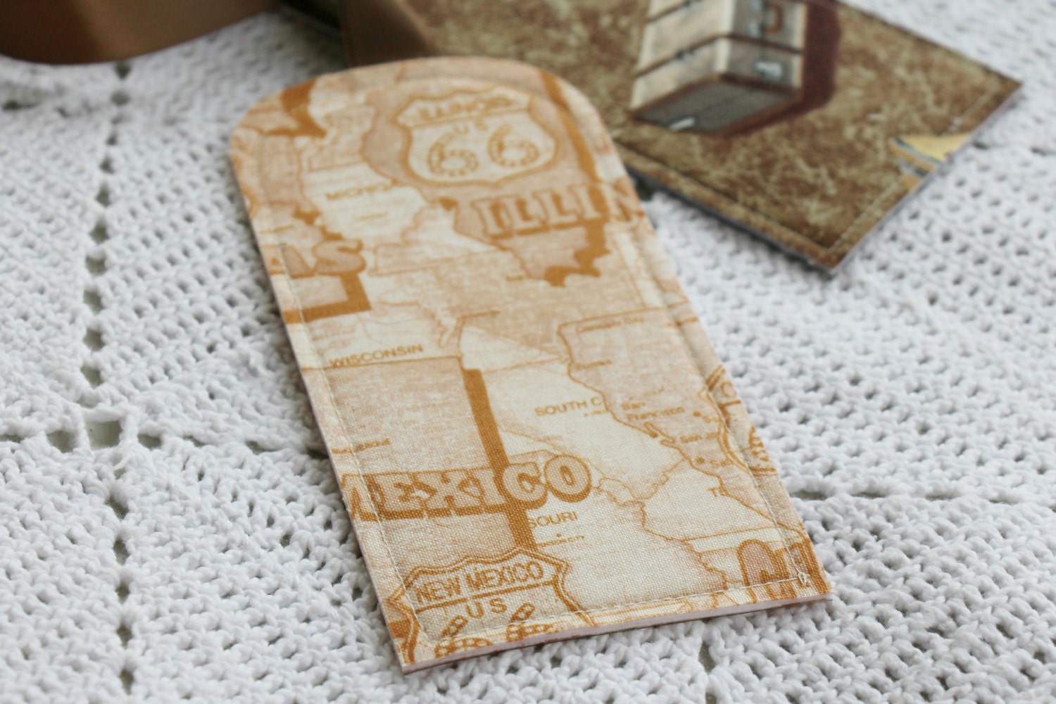 Set of 2 Luggage Tags - Road Trip 3 - Route 66, State Names, Vintage Suitcase, State Map
