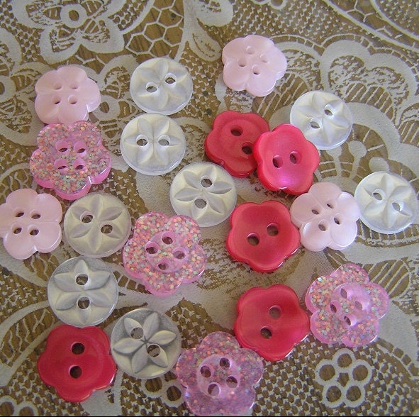21 Caught Blushing Sparkle 3/8 up to 9/16 inch Flower Buttons SO CUTE Pink White Great for Valentines