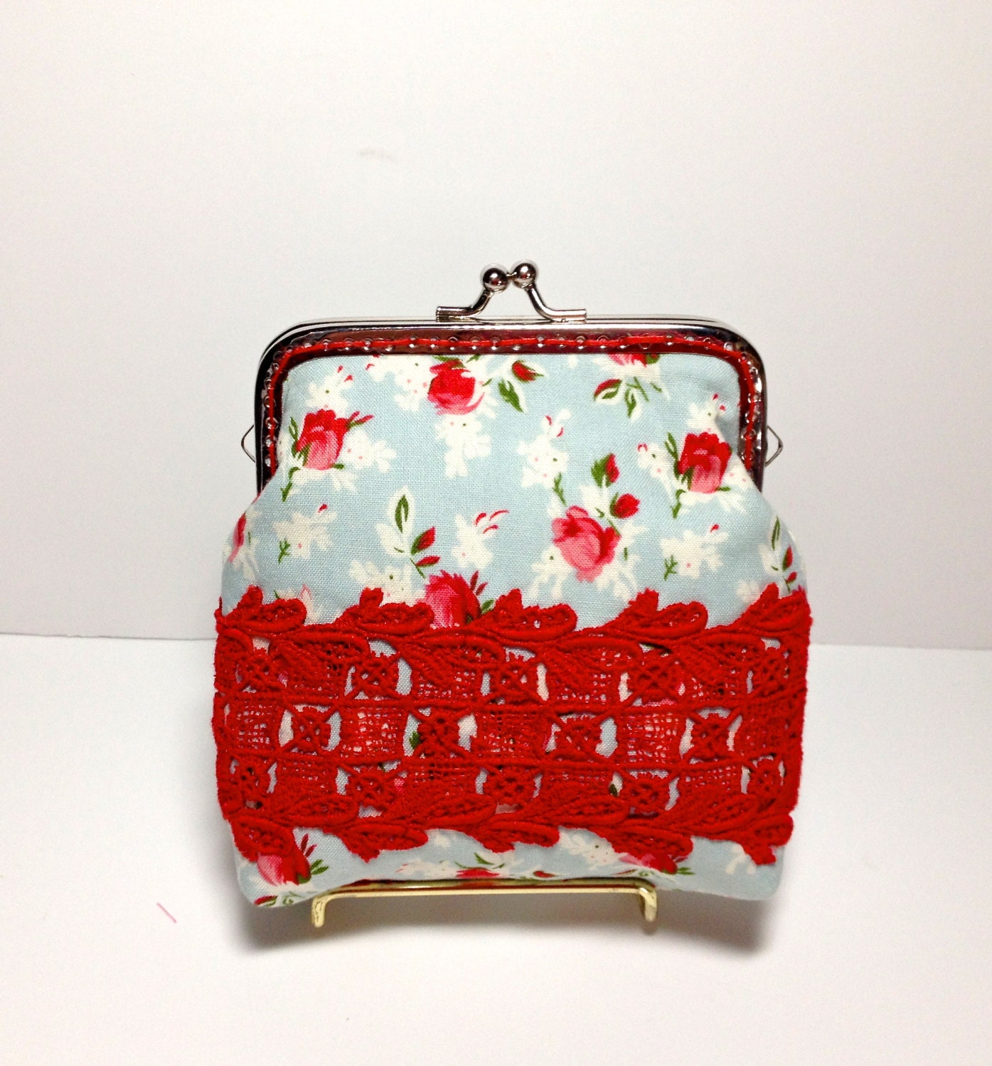 Coin Purse with Roses and Red Trim