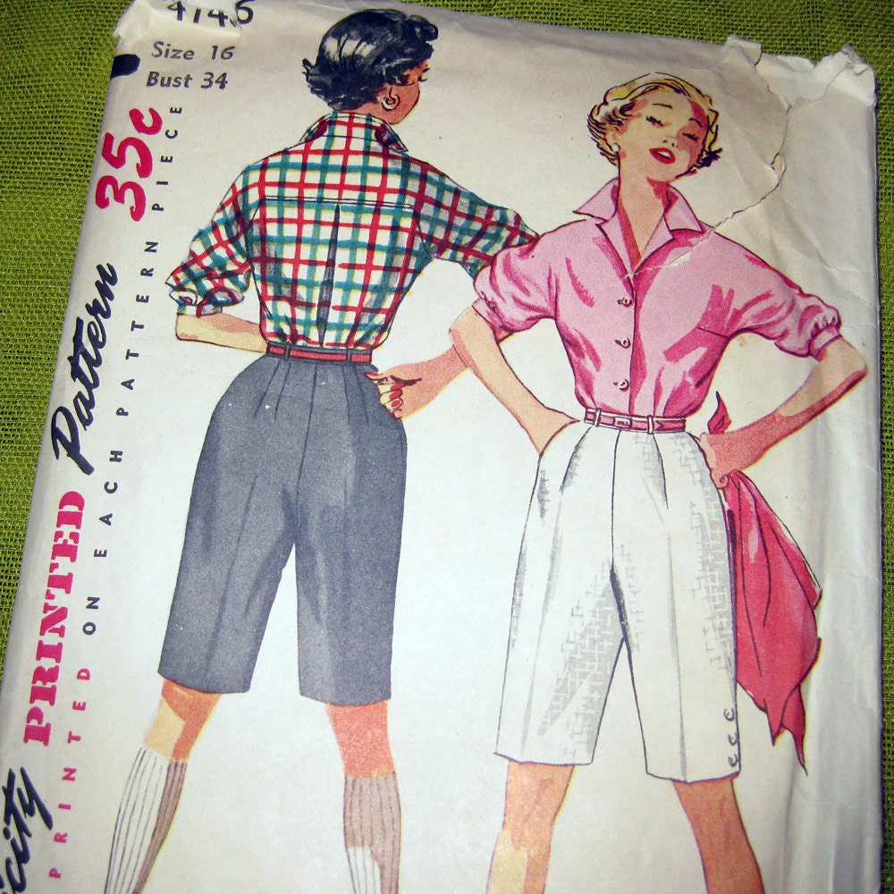 1950s Vintage Sewing Pattern - Shorts and Blouse - Summer Clothes - Simplicity 4746 / Size 16