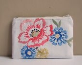 Pouch vintage embroidery blue yellow red