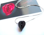 Erotic Flower Necklace in Black