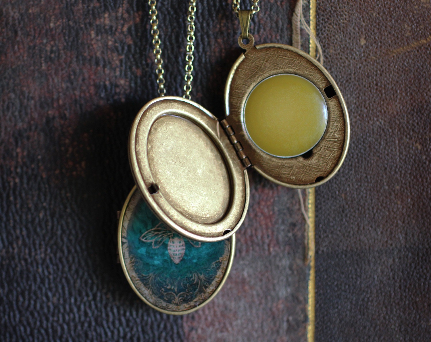 Oval Locket with Solid Natural Perfume illuminated with Honey Bee Art in Emerald Green - Nature Girl - Victorian Inspired