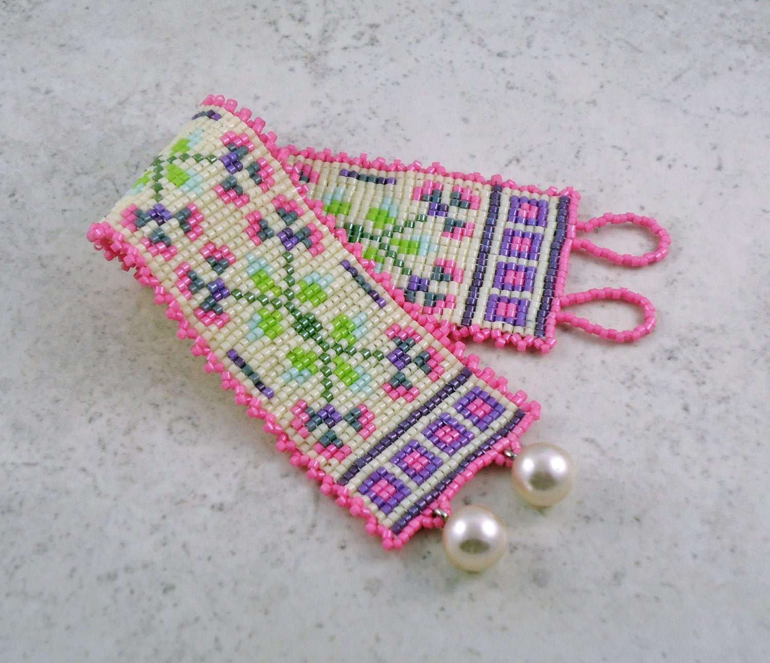 Floral Beadwork Cuff Bracelet Square Stitch Beadweave Pink Purple Vintage Pearls