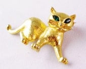 Vintage Cat Brooch Pin Gold with Green rhinestone eyes Figural