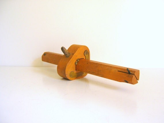 Vintage Wood Carpenter Scribe Tool by by RollingHillsVintage