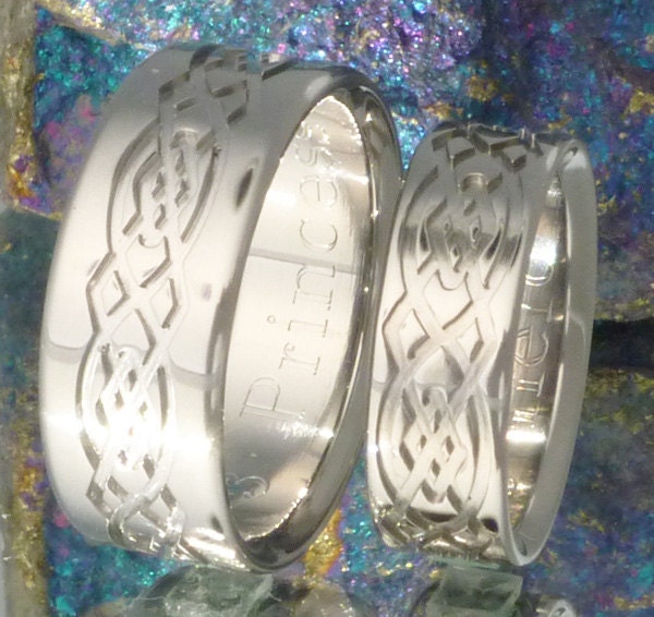 Irish Celtic Titanium Wedding Band Set - stck8