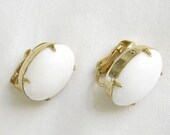 ON SALE Vintage Juliana style White Lucite Oval Clip Earrings