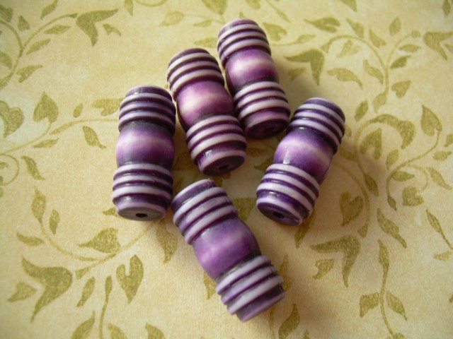 5 Vintage Lucite Beads Purple Stripes Spool Shape