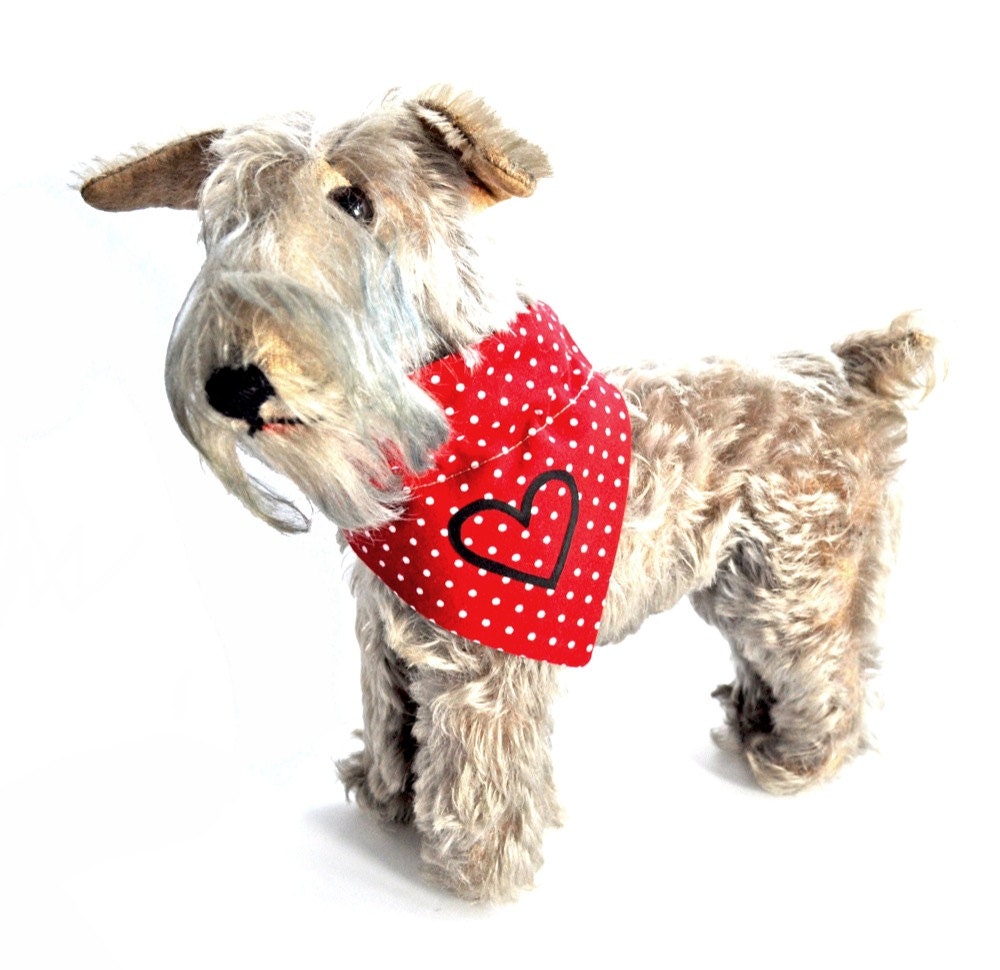 Red Spotty Heart Neckerchief - Small