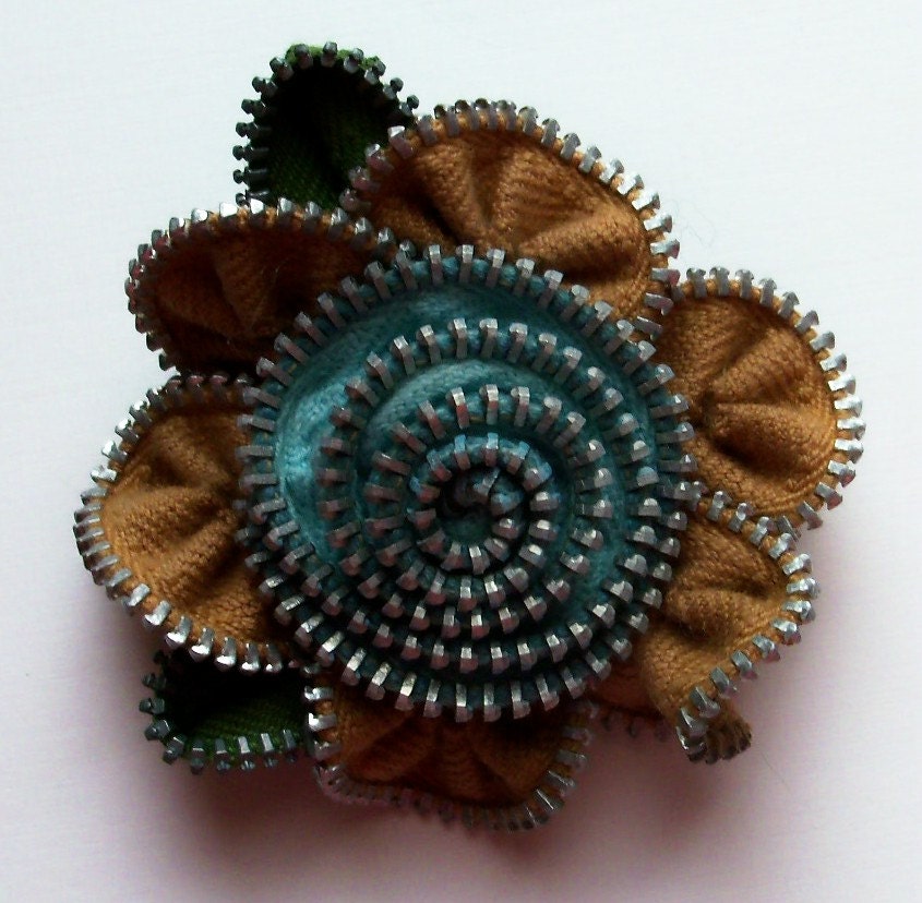 Tan and Aqua / Turquoise  Floral Brooch / Zipper Pin by ZipPinning 0901