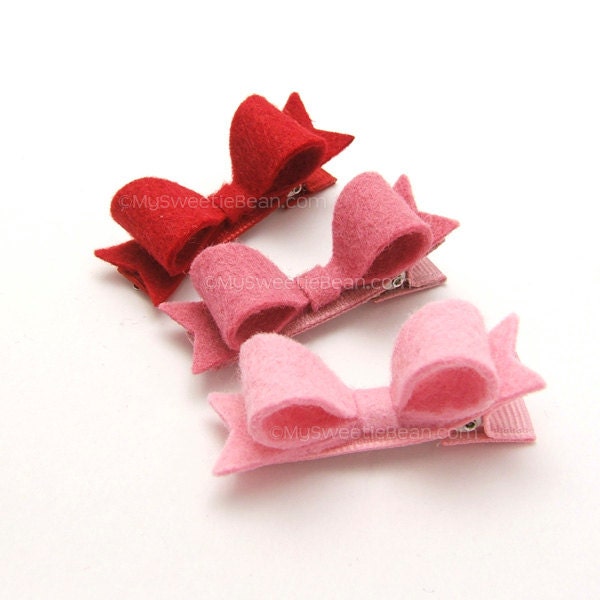 Mini Bow Felt Hair Clips, Set of 3 Mini Felt Bows for Girls, 2 inch Felt Bows with Tails, Felt Hair Bows for Toddlers, Love, Pink, Red