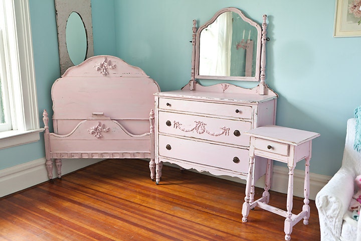shabby chic pink aqua antique dresser twin bed nightstand dustressed cottage 3 pc set single
