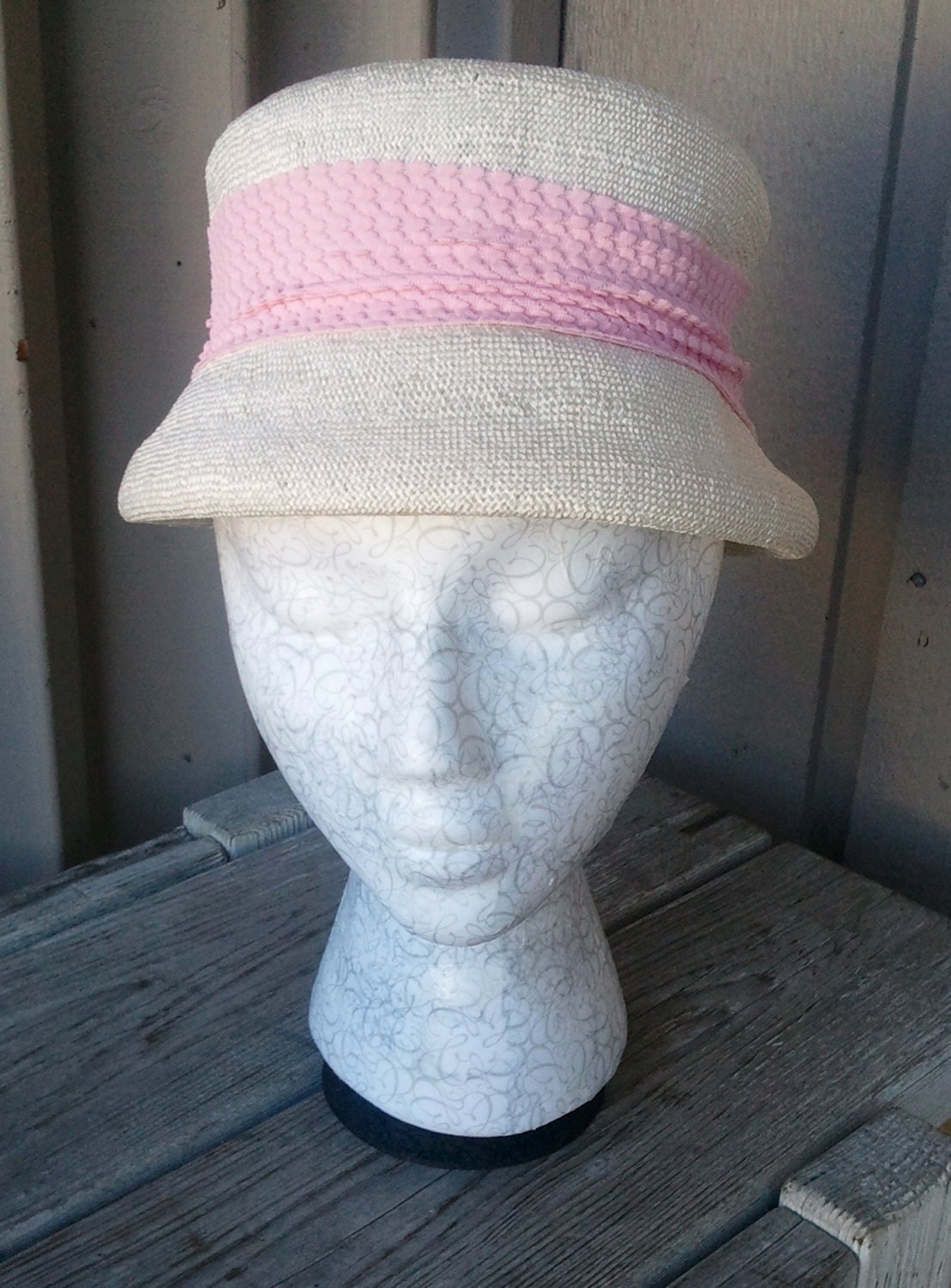 Ladies White Straw Hat with Pink Ribbon