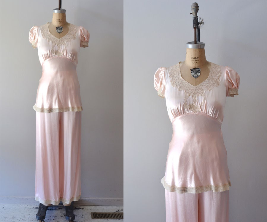 1930s pajama set / vintage 30s lingerie / Sweet Dreams pajama set