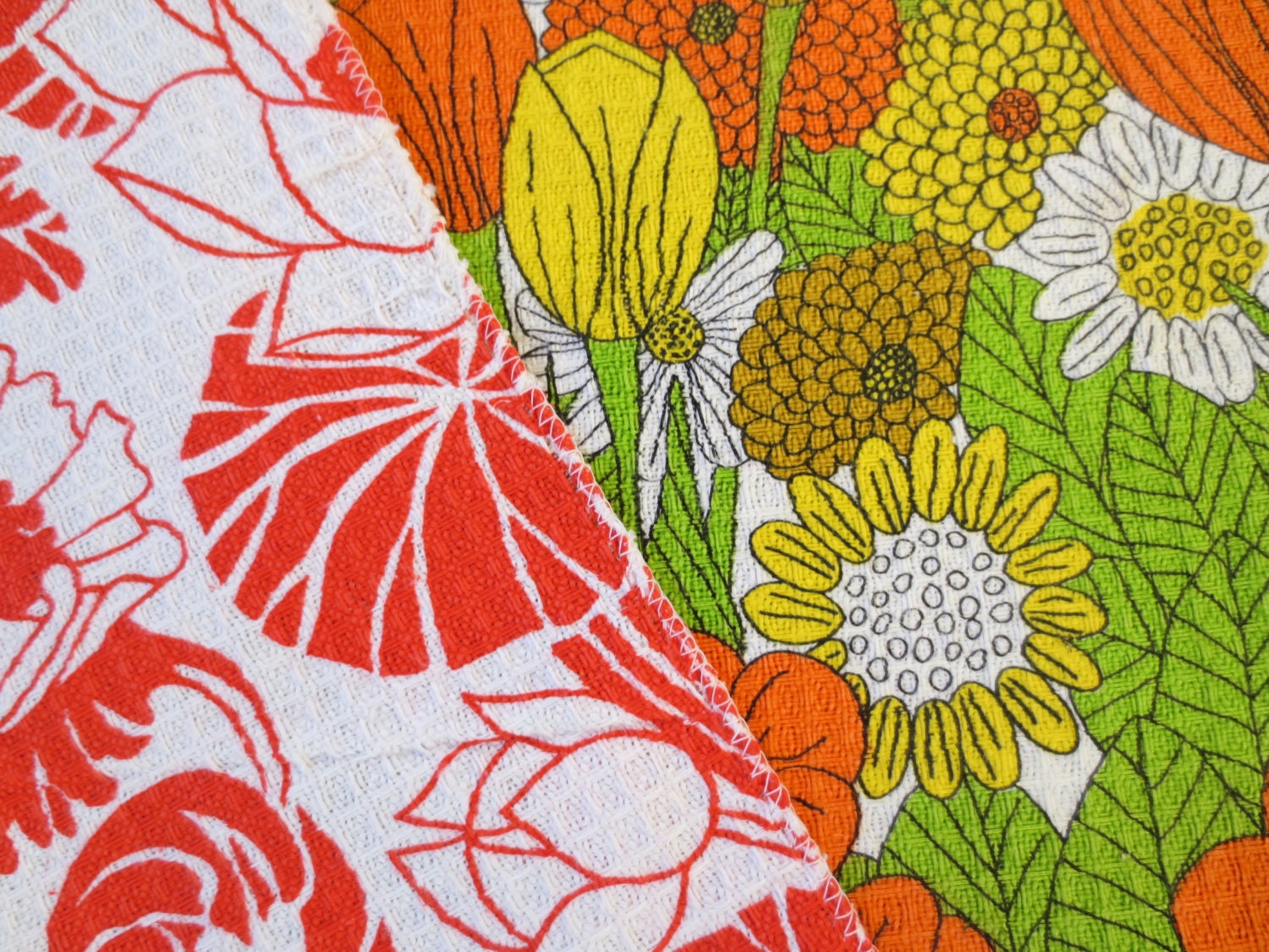 Vintage Dish Cloths, Mod Color Towels, Red and White Dish Towel, Floral Print Towel, Groovy Towels