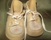 Vintage Wool Felt Baby Shoes Size 1