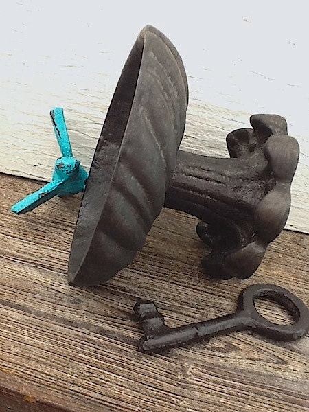 Bird Bath, Rustic and Distressed, Aqua Bird, Business Card Holder, Wedding Shower Favor, New Home Gift