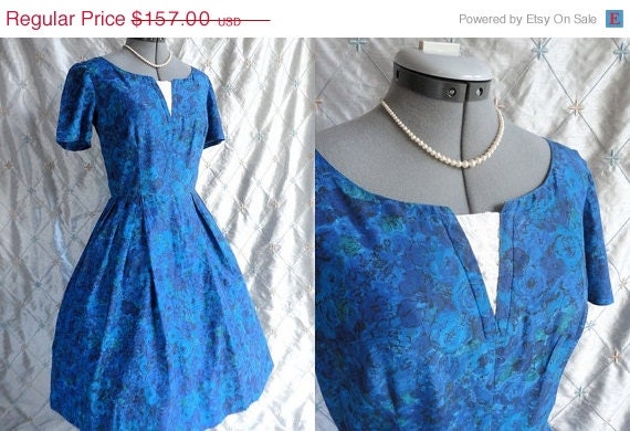 Sale 50s Dress // Vintage 1950s Blue Roses Floral Print Party Dress with White Accent Size M