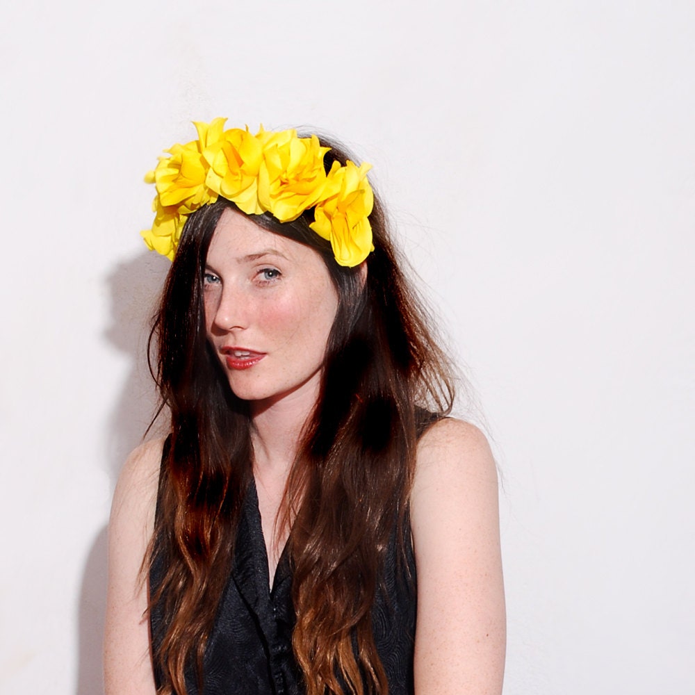 YELLOW FLOWER CROWN // flower headband, floral crown, floral headband, floral headpiece, wedding headband, wedding hair accessories