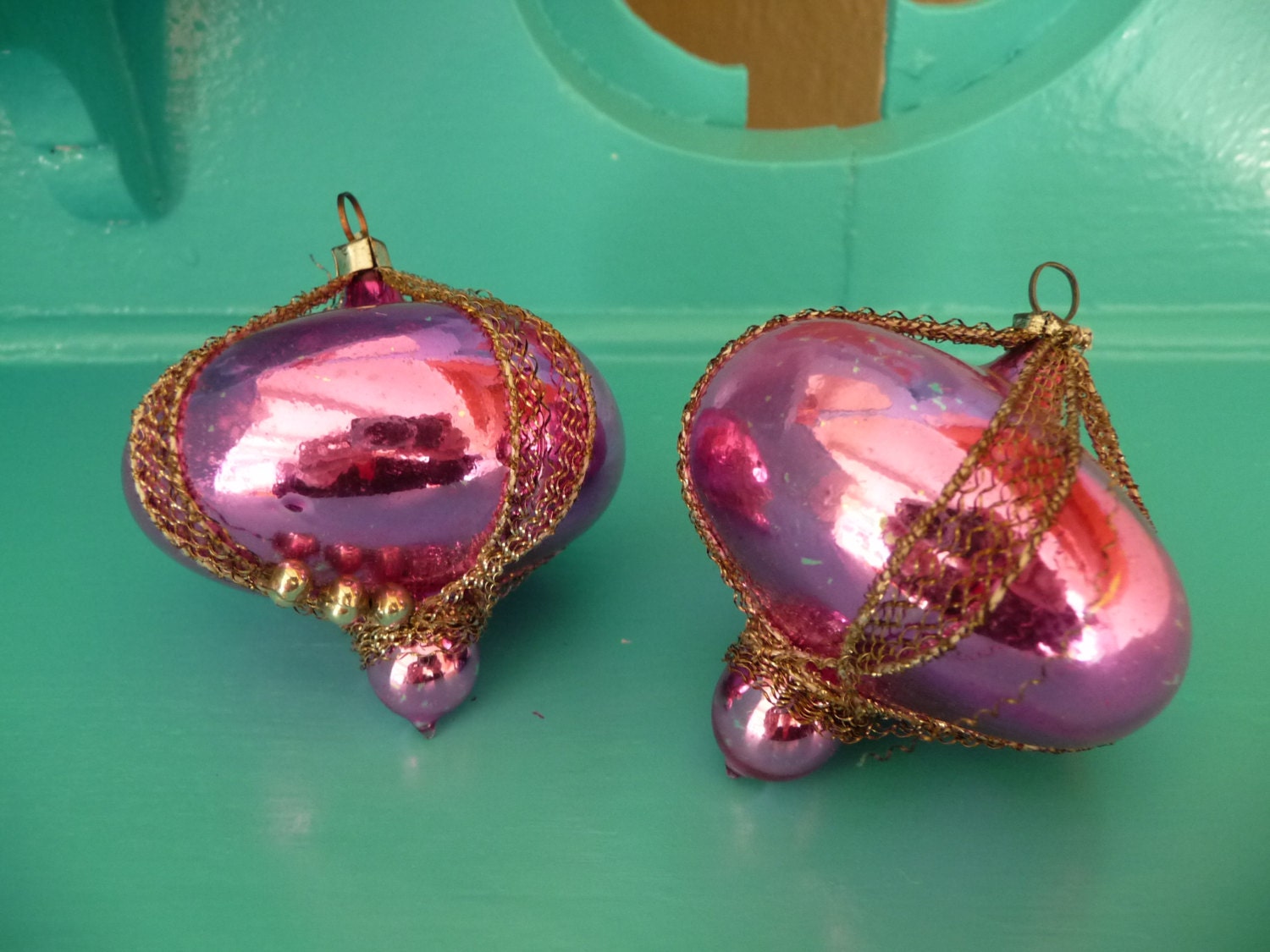 2 Gorgeous Vintage Christmas Atomic Purplish Pink Wire Wrapped Glass Ornaments