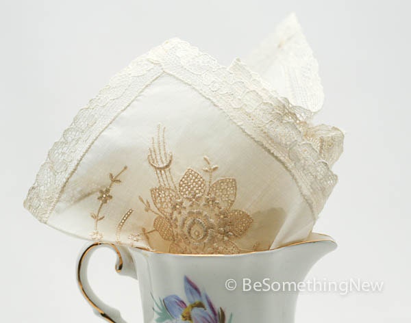 Vintage ivory wedding hankie, in beautiful ivory cotton with embroidery