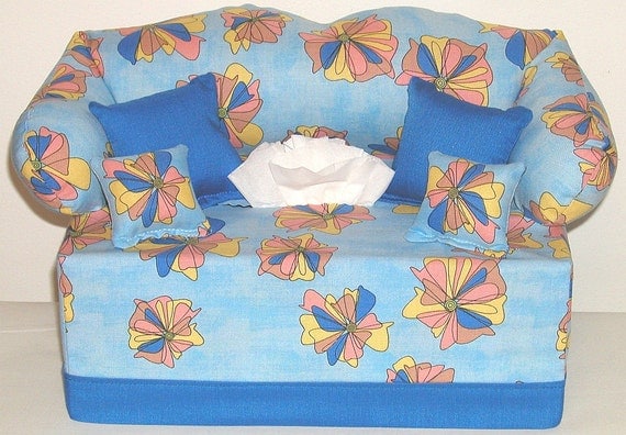 Items similar to Handmade Tissue Box Couch Cover BLUE FUNKY PATTERN on Etsy