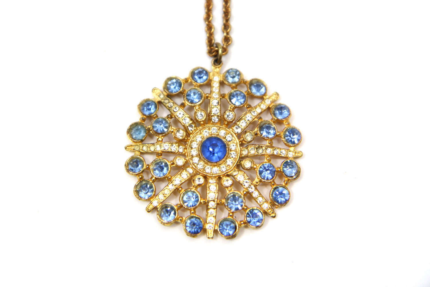 Vintage Rhinestone Pendant Medallion Ncklace