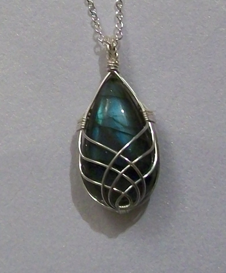 Labradorite Wire-Wrapped Pendant