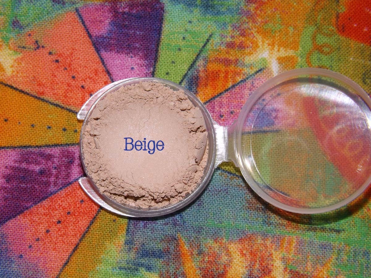 Natural Sunscreen - COVER Me in POWDER tm - Dry Mineral Sunscreen - Large Jar with Rotation Sifter