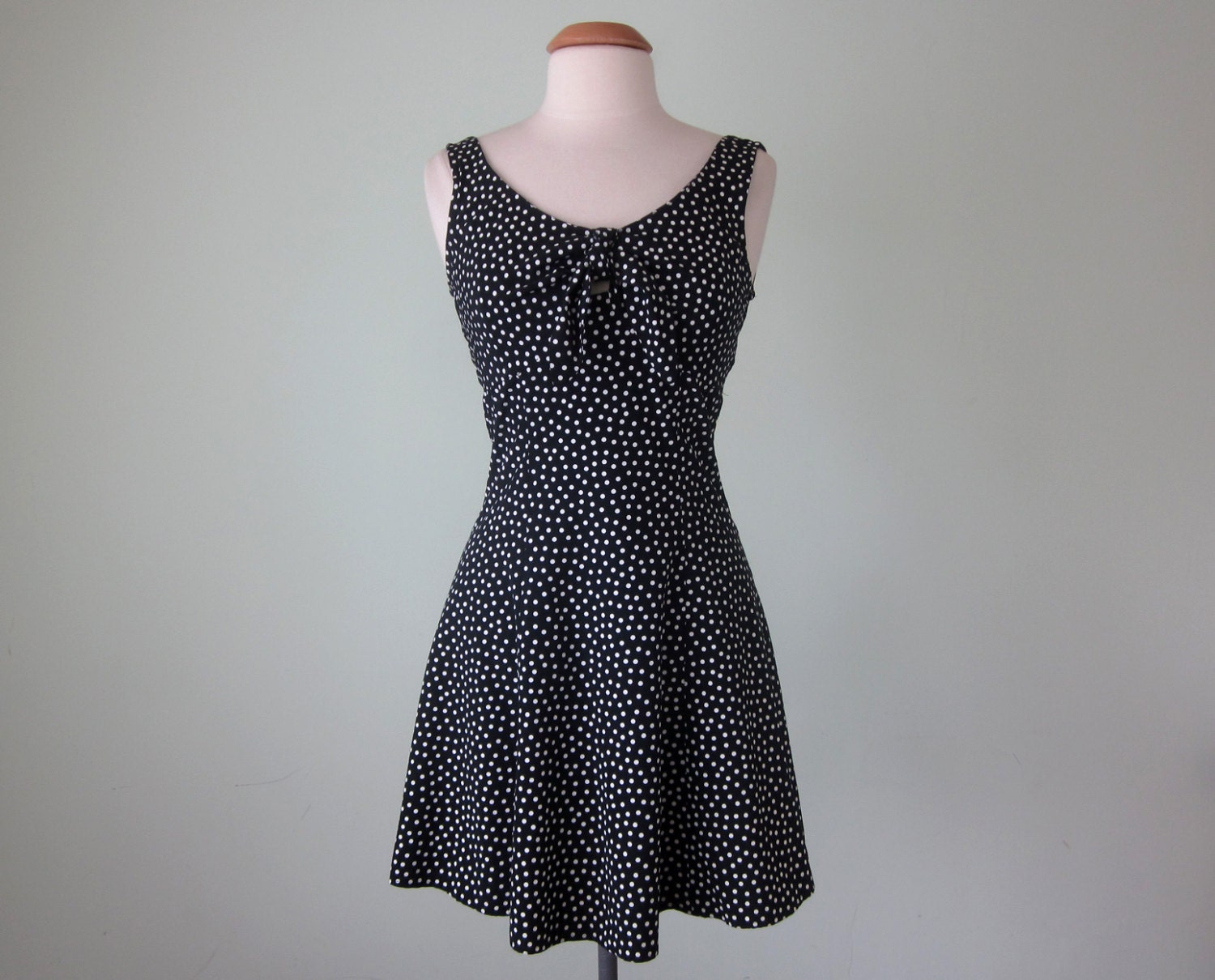 90s dress / black & white polka dot sleeveless skater bow mini (xs - s)