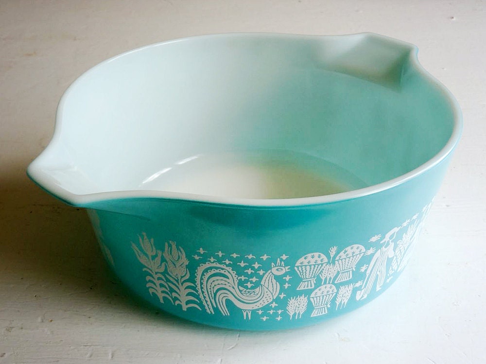 vintage Pyrex dish or bowl, Amish butterprint, turquoise and white, ovenware or casserole