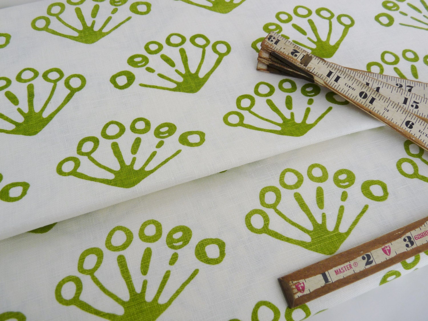 Off White linen- Green Polen Design-  hand screen printed linen - eco-friendly - celina mancurti